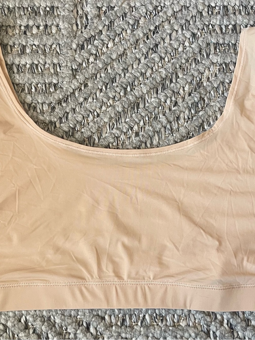 SKIMS Scoop Neck Seamless Bralette - Light Beige